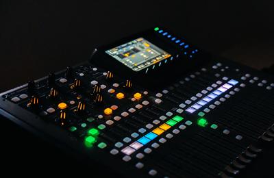 Общеобразовательная школа «Взлёт» (МАОУ «Взлёт»)